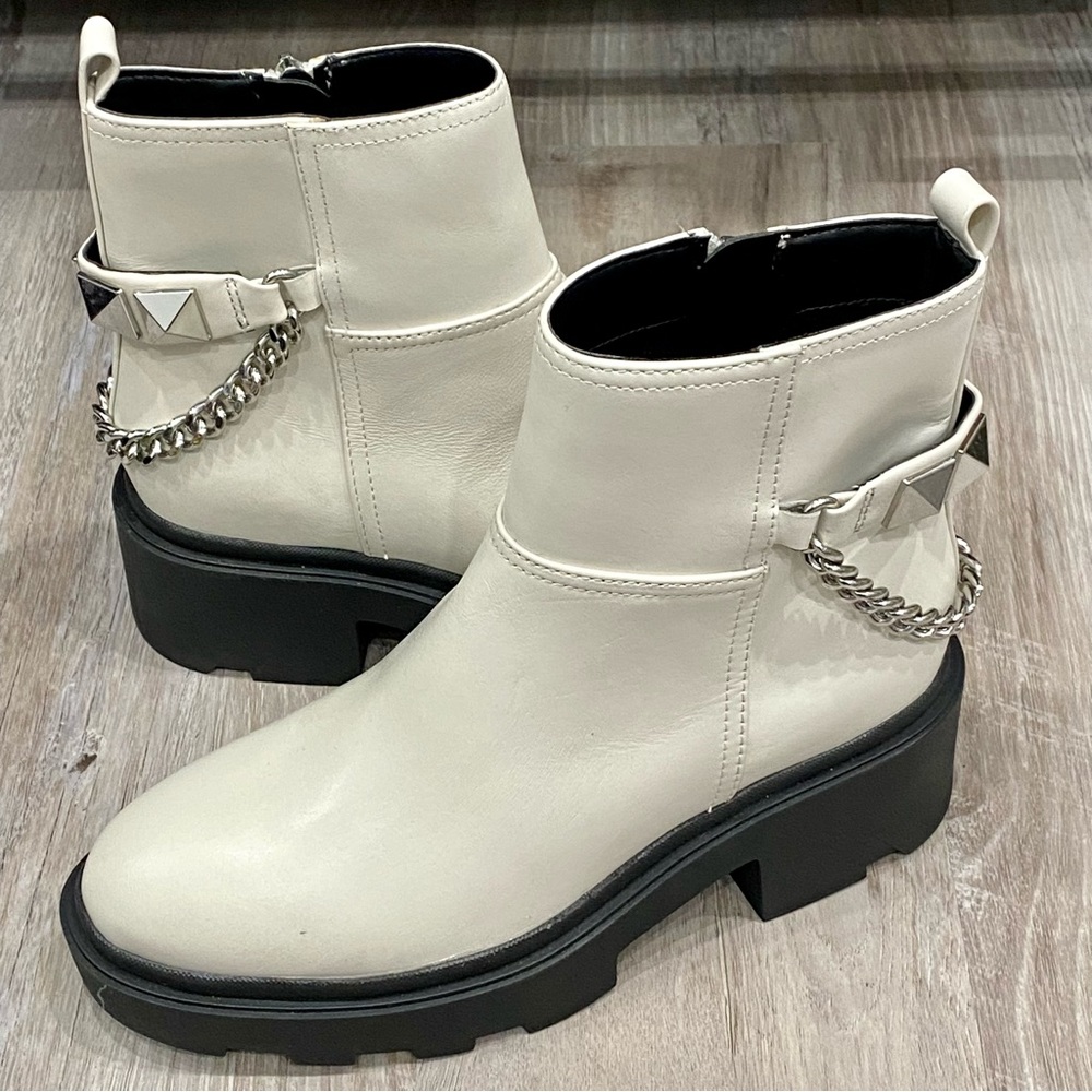 Marc Fisher Genuine Leather Waty Chelsea Ankle Boot